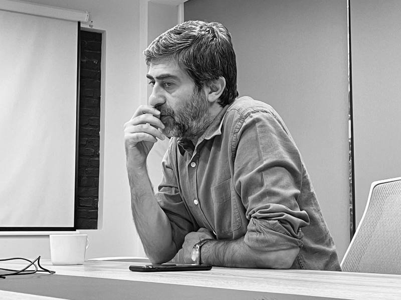 “Kalırsam Daha Çok Üretirim”: Emin Alper ile “Kurak Günler” Üzerine Söyleşi