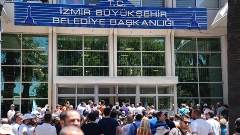 İzmir’e Uygulanan Sessiz Kuşatma