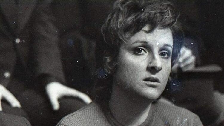 “Kocalarını, Nenlerini, Bilmemnelerini” Bırakıp Yürümek: Sevgi Soysal’ın "Tutkulu Perçem"inde Yürümek Üzerine